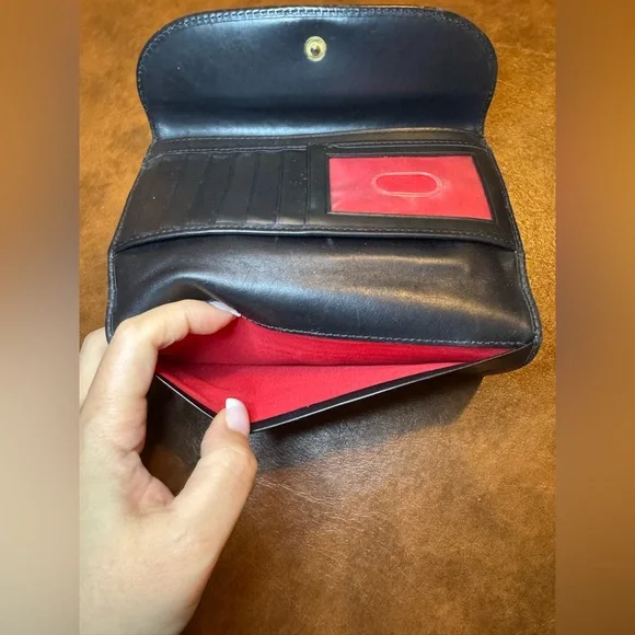 EUC Dooney & Bourke Multicolor Rainbow Pattern Leather Wallet - Picture 15 of 15